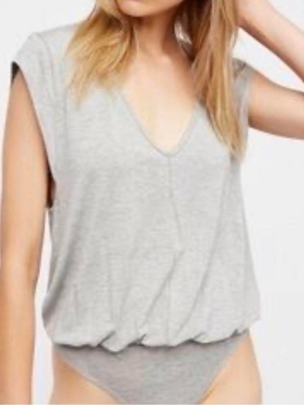 XS Free People Intimately heather gray v-neck bodysuit with capped sleeves